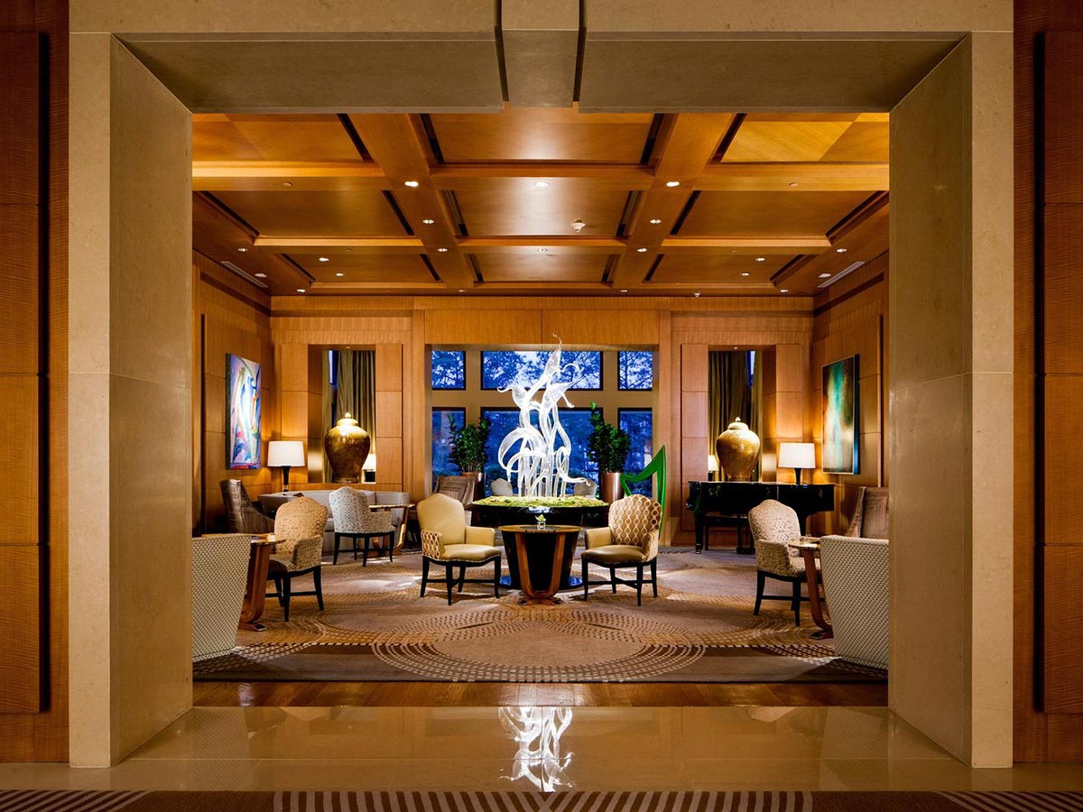 Heron Umstead Lounge