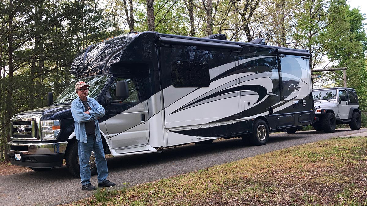 RV Traveling - Bill Day - RV & Jeep