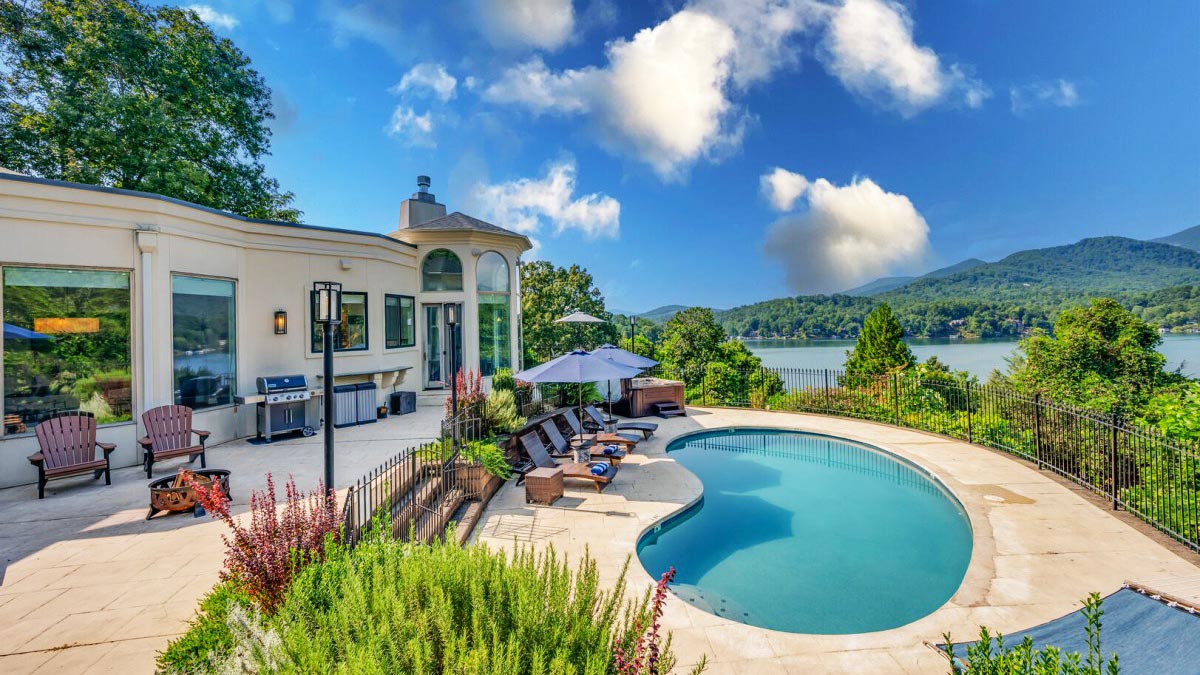 Panoramic Pool Paradise - Lake Lure - Patio & Pool