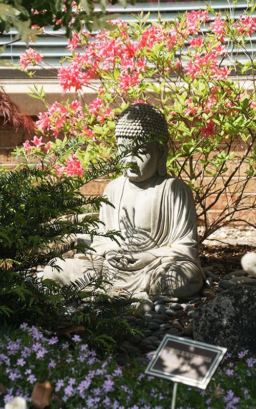 Bermuda Village - Japanese Memorial Garden - Statue